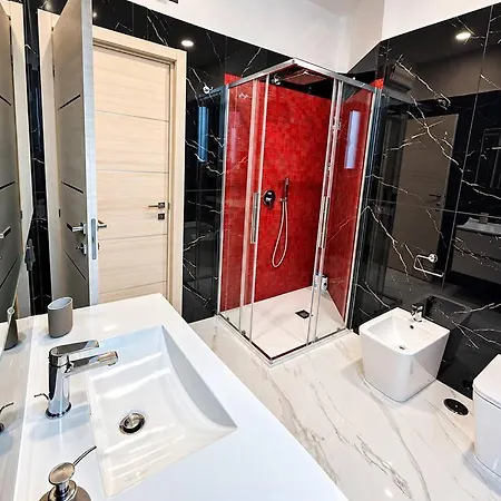 Black E Red - Italian Dream Gasthof *